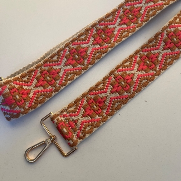 Boho Woven Bag Strap 50" - purse not included - Picture 3 of 5
